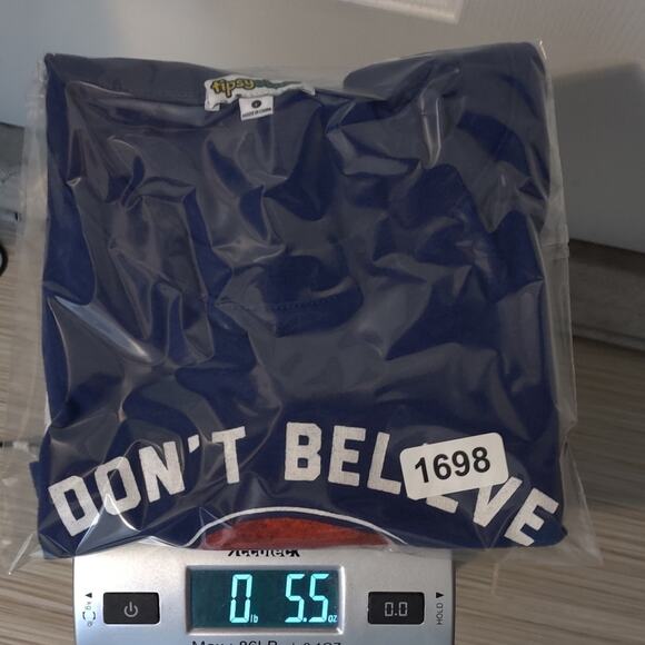 Tipsy Elves Christmas Funny T-shirt I Don't Believe In You Either Santa Large - Picture 11 of 12